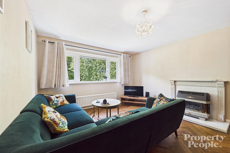 124 Annadale Flats