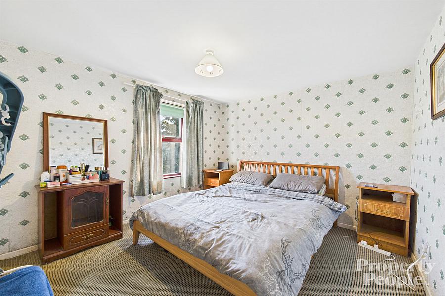 10 Waveney Heights