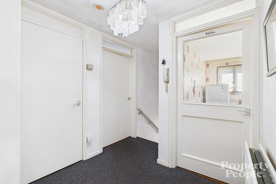 10 Waveney Heights