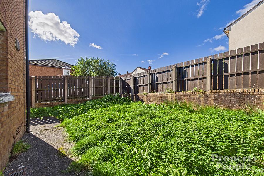 10 Waveney Heights