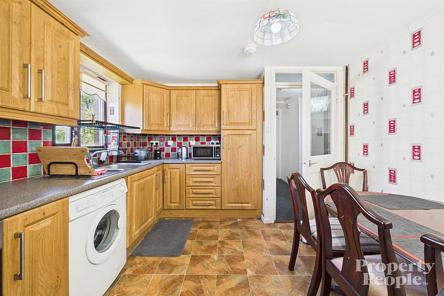 10 Waveney Heights
