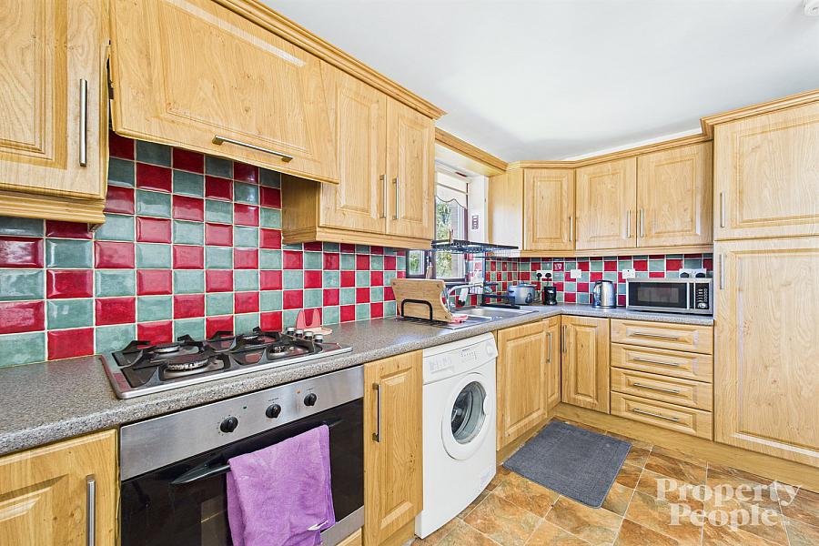 10 Waveney Heights