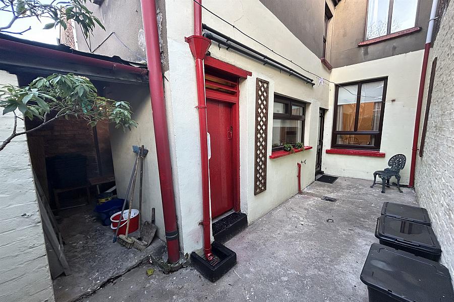 43 Ponsonby Avenue, Antrim Road