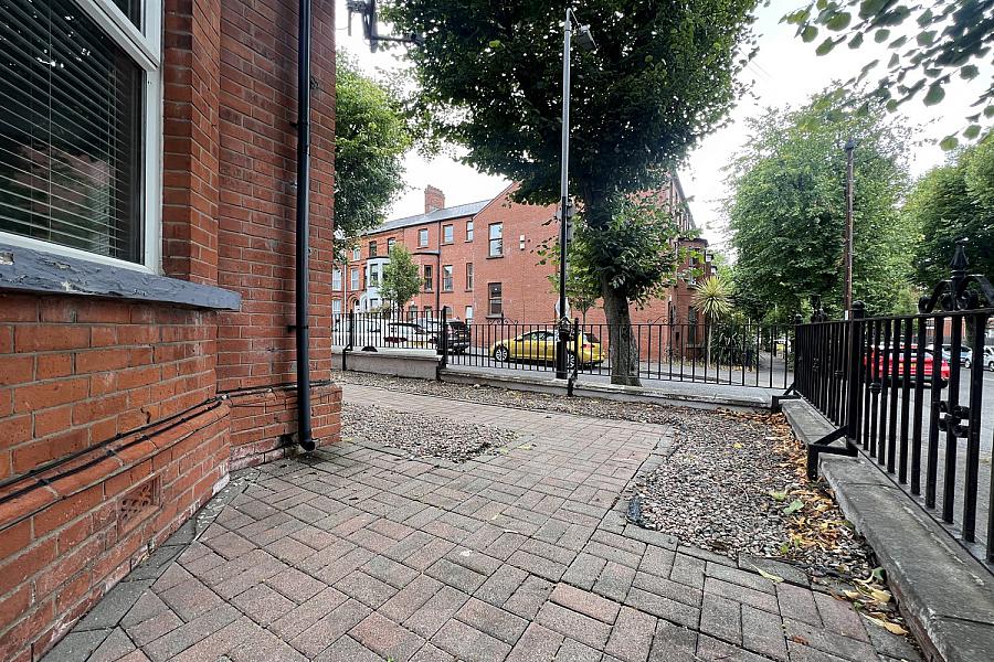 Flat 3, 6 Glandore Avenue