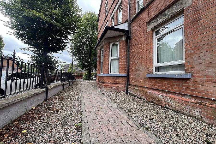 Flat 3, 6 Glandore Avenue