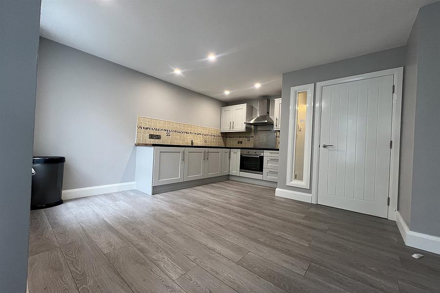Flat 3, 6 Glandore Avenue