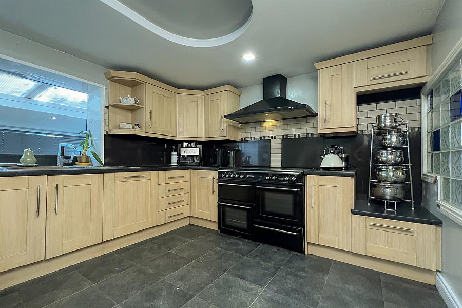 69 Kesh Road, Maze