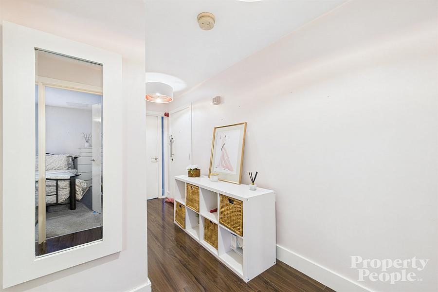 APT 8, 4-6, Baltic Avenue