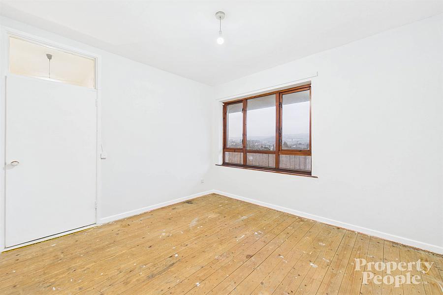 5 Moatview Crescent, Dundonald