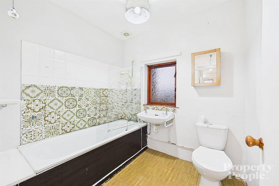 5 Moatview Crescent, Dundonald