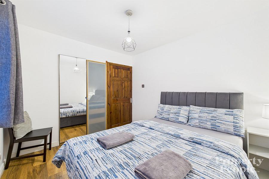 74 Gainsborough Drive