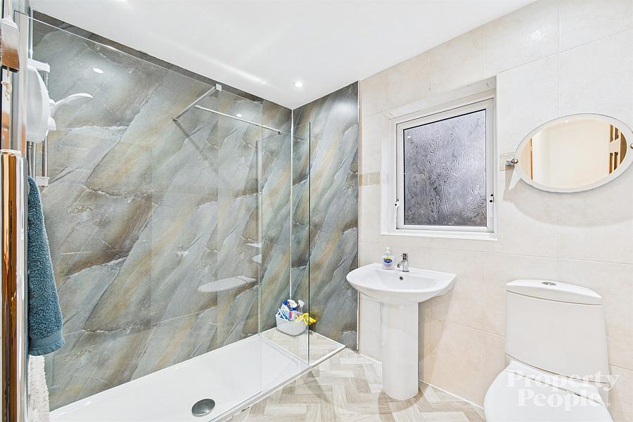 74 Gainsborough Drive