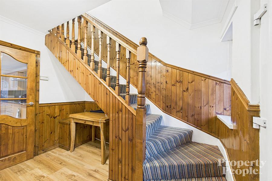 74 Gainsborough Drive