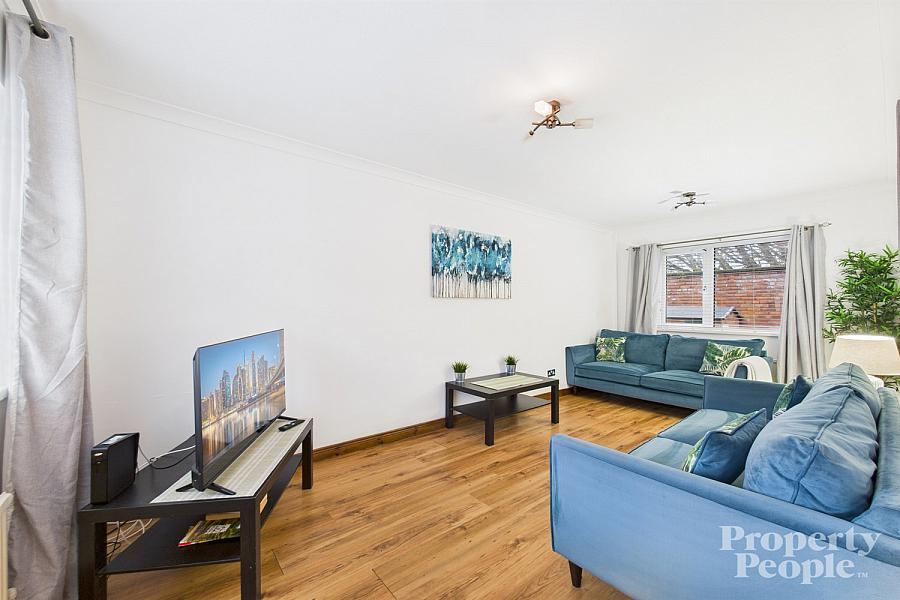 74 Gainsborough Drive