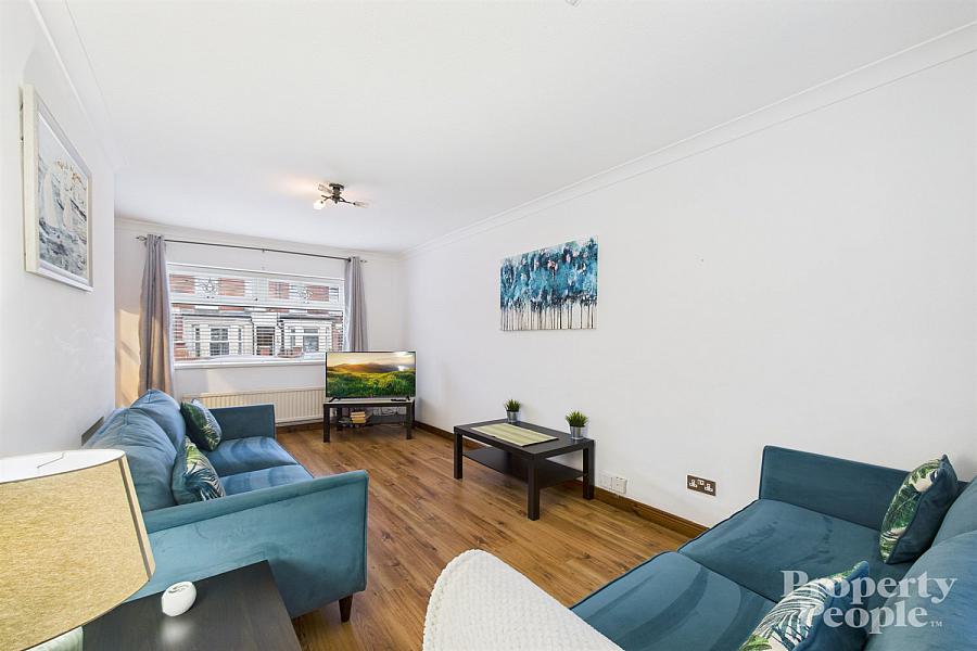 74 Gainsborough Drive