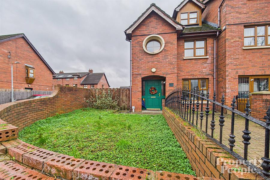 1F Flax Street, Crumlin Road