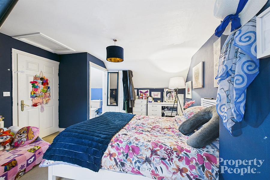 1F Flax Street, Crumlin Road