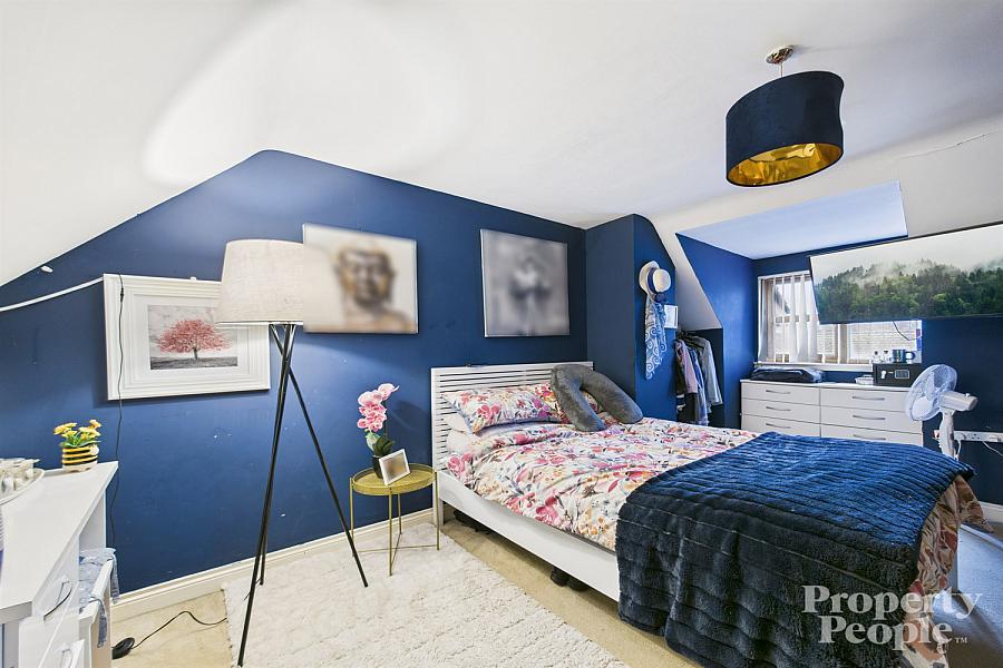 1F Flax Street, Crumlin Road