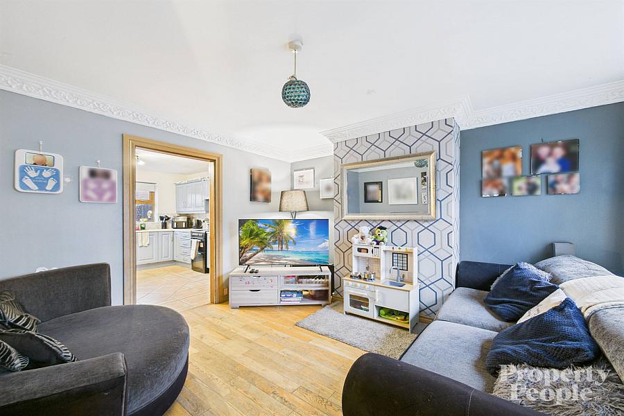 1F Flax Street, Crumlin Road