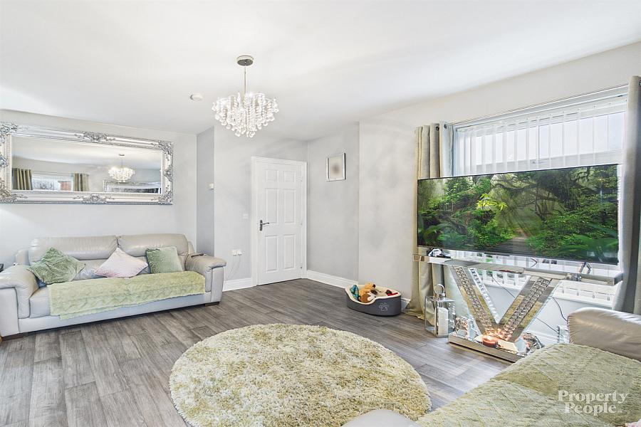 2 Mill Valley North, Ligoneil