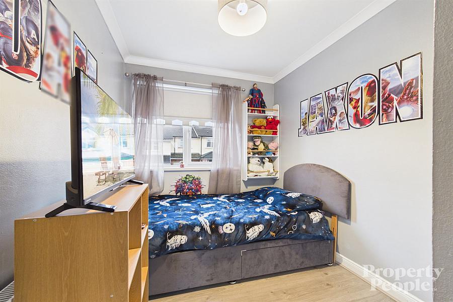 32 Lagmore Grove, Dunmurry