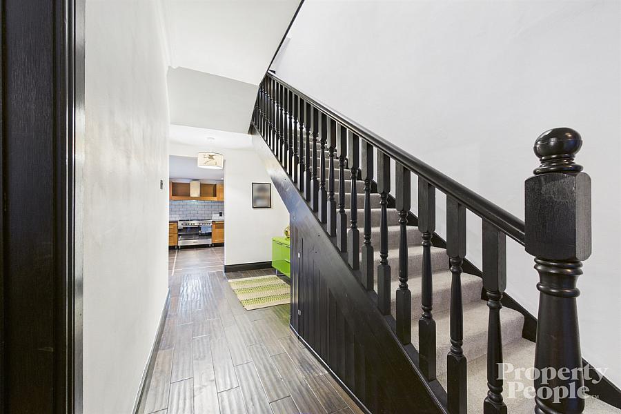 4-6 Chestnut Gardens