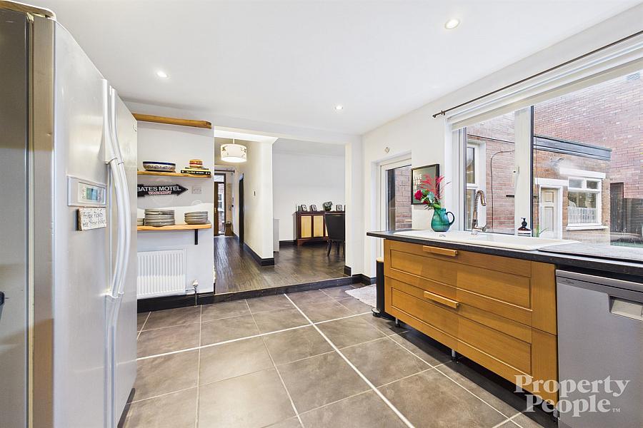 4-6 Chestnut Gardens