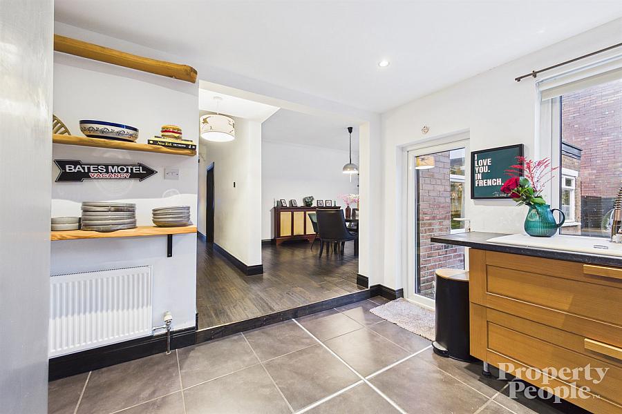 4-6 Chestnut Gardens