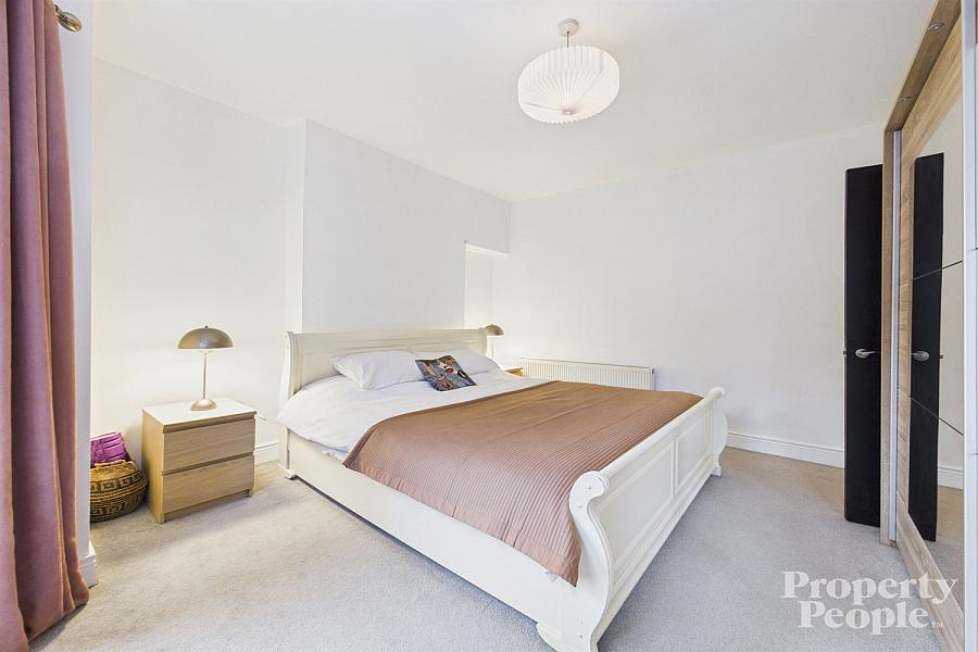 4-6 Chestnut Gardens