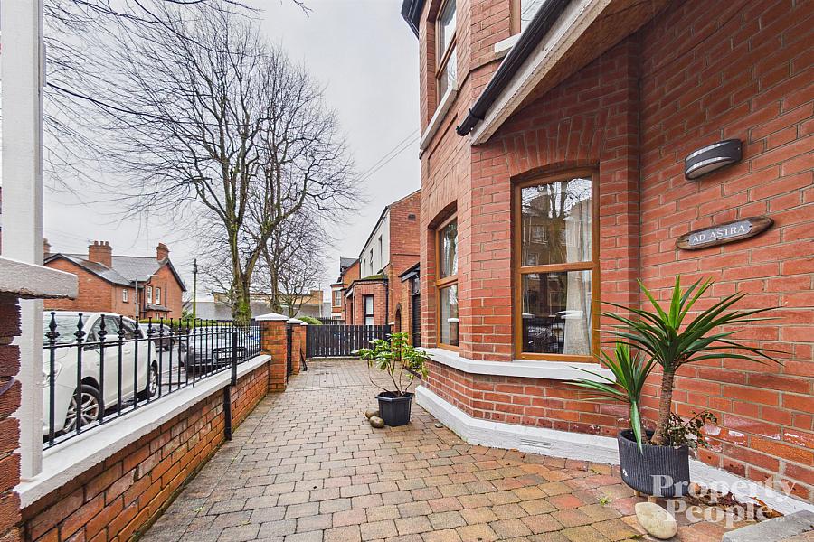 4-6 Chestnut Gardens