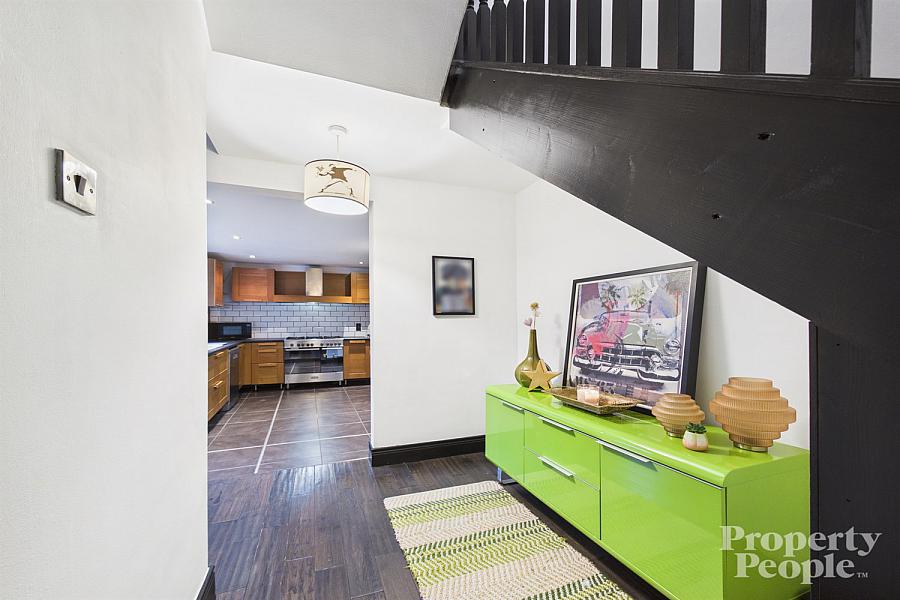 4-6 Chestnut Gardens