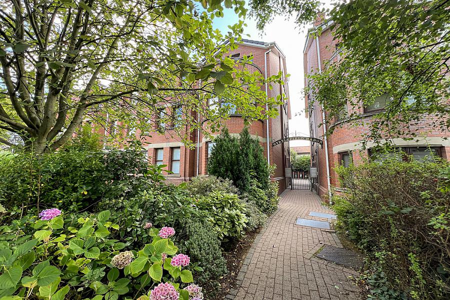 Apartment 7, Myrtlefield Manor Bt9 6Ne, 1 Myrtlefield Park