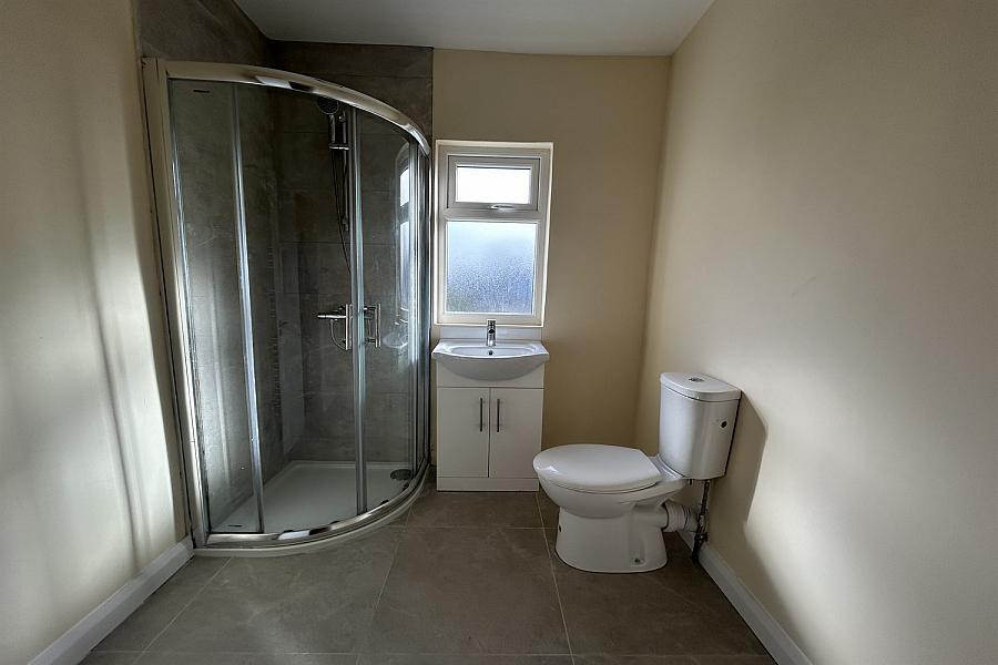 125 Henderson Avenue