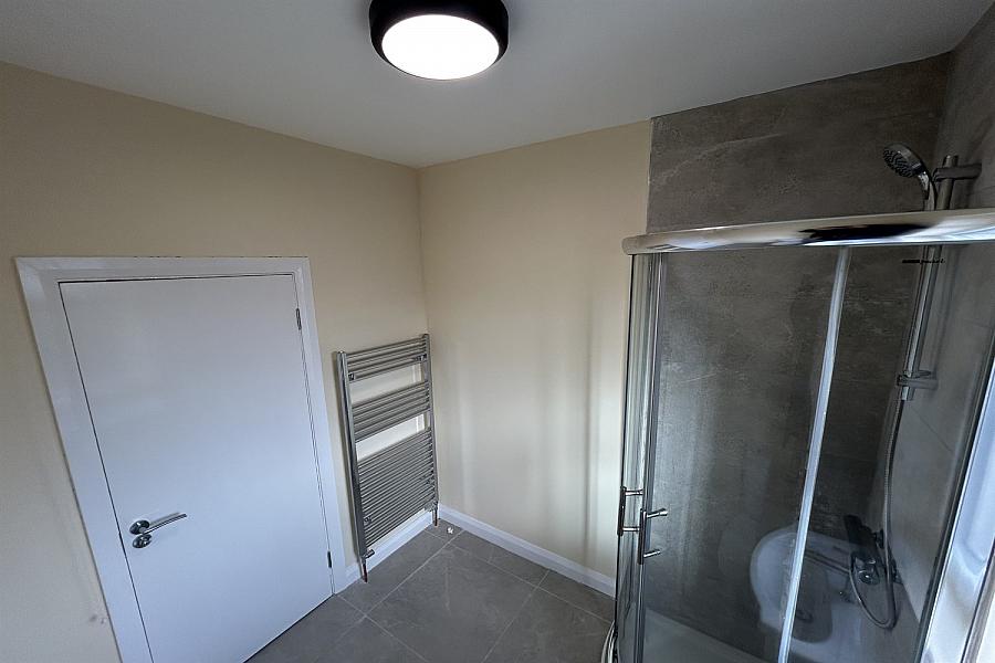 125 Henderson Avenue