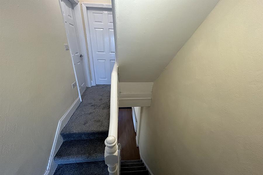 125 Henderson Avenue