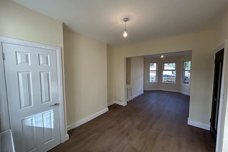 125 Henderson Avenue