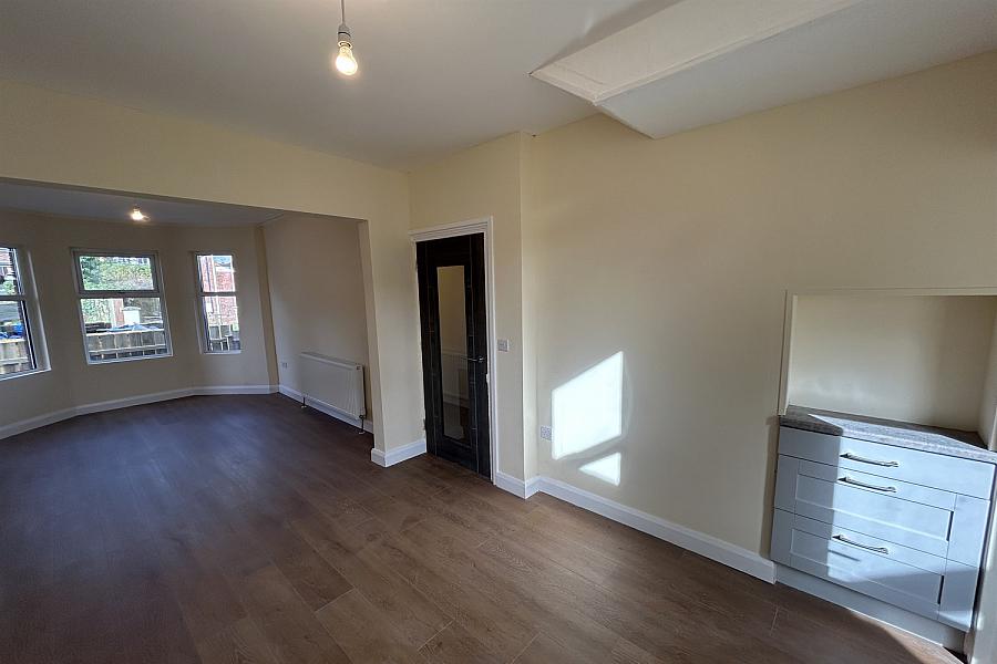 125 Henderson Avenue