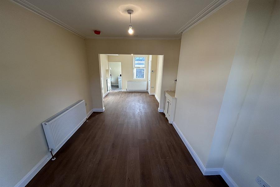 125 Henderson Avenue