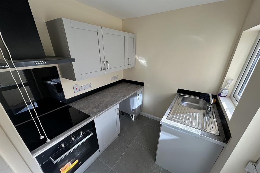 125 Henderson Avenue