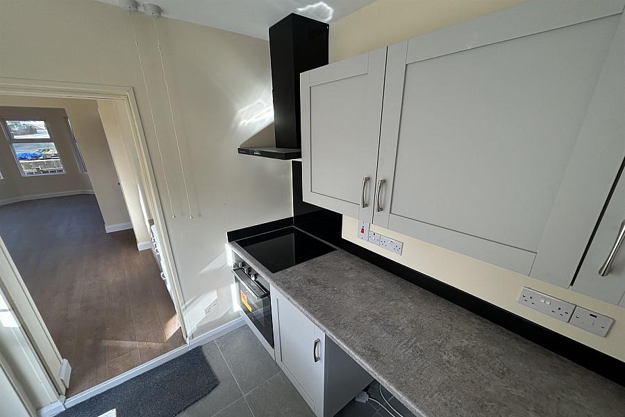 125 Henderson Avenue