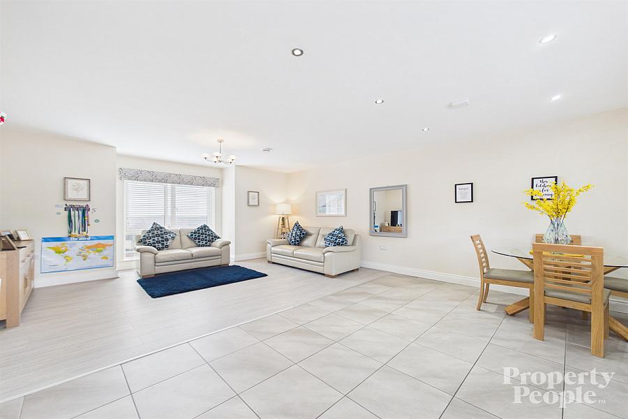 Apt 1, 11 Mill Valley Gardens