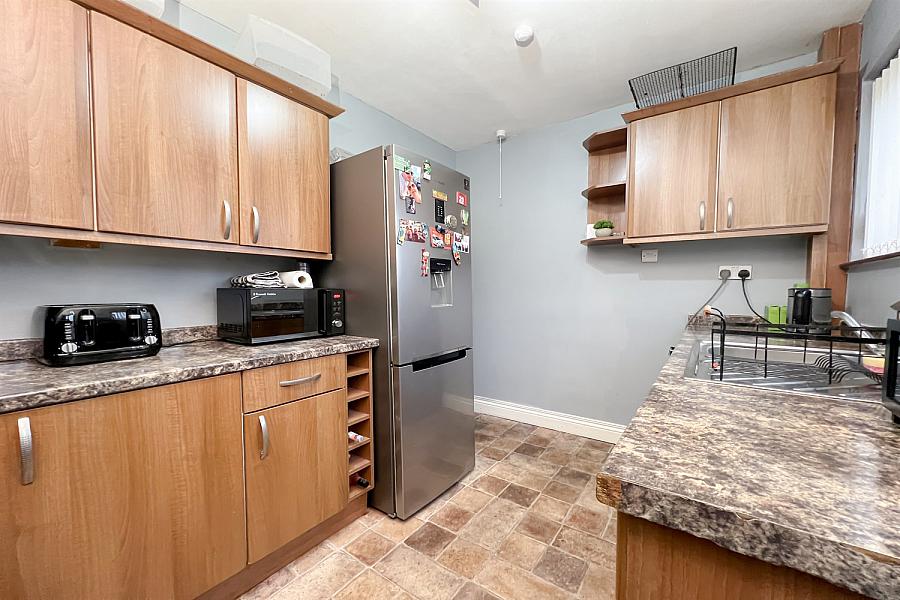 24 Tullymore Gardens