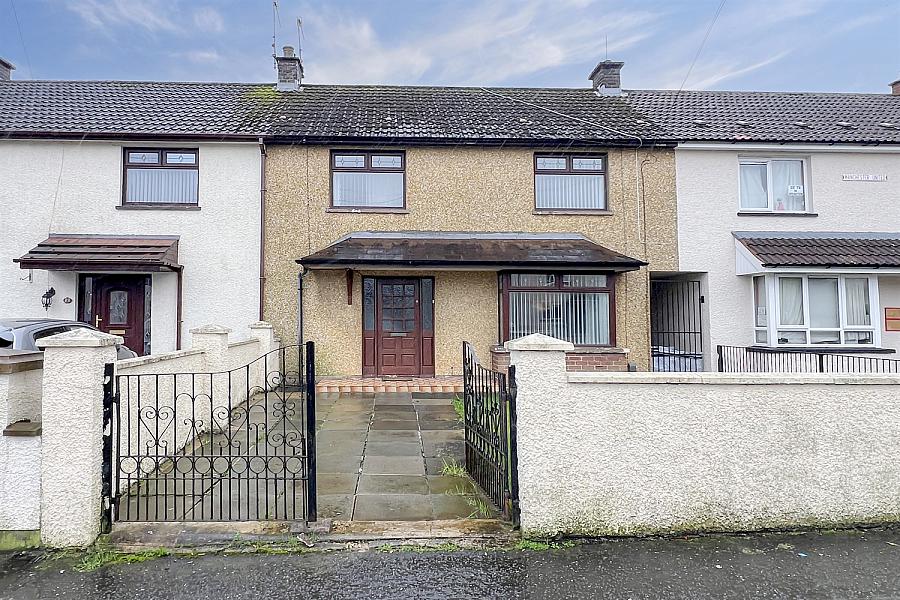 24 Tullymore Gardens