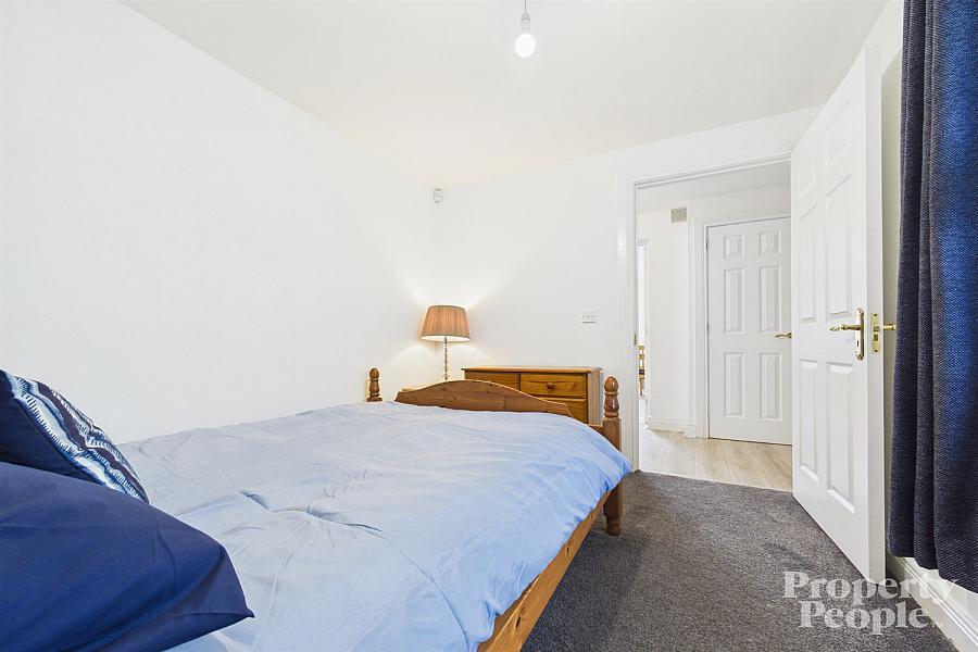 Apartment 2, 25 Stockmans Lane