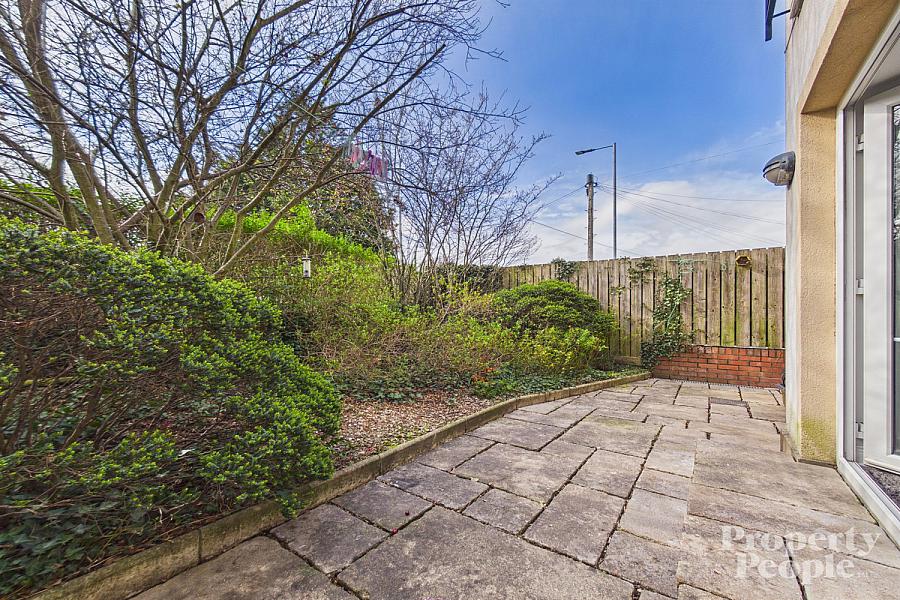 Apartment 2, 25 Stockmans Lane