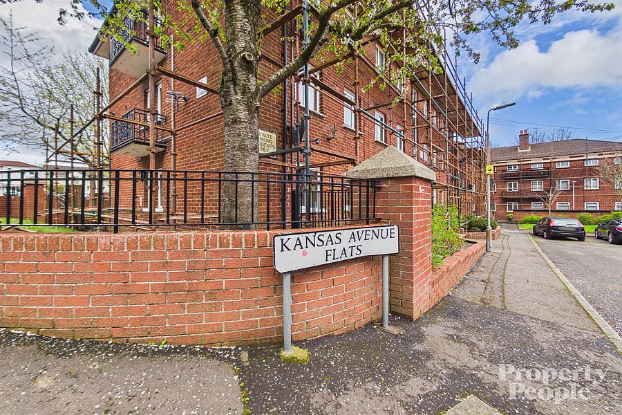 Apt 4, Kansas Avenue