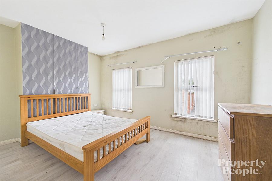 56 Mountcollyer Avenue