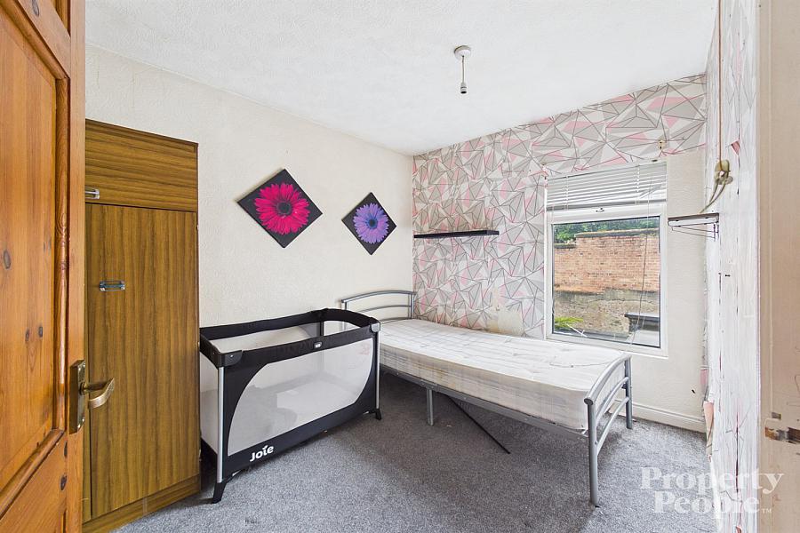 98 Mountcollyer Avenue