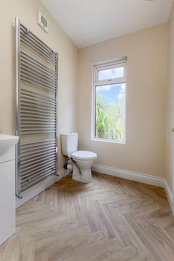 8A, Chichester Avenue