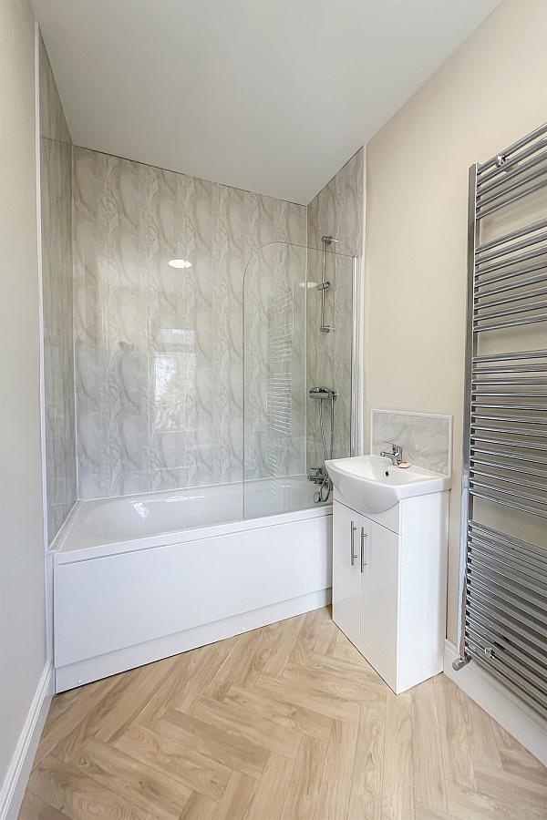 8A, Chichester Avenue